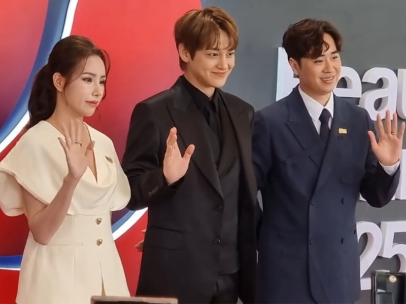 도자기의원, 박시현 원장과 함께한 베트남 뷰티써밋 사진 4